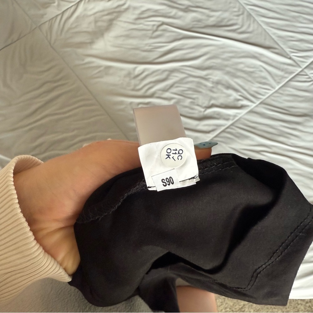 CeCe Black and White Blouse with Embellishments Rhinestone and Ruffle Sleeve - Picture 8 of 9